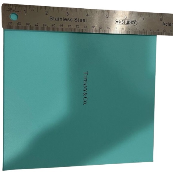 3/$70 NEW big Tiffany blue box with tissue and ribbon 🎀 - Picture 2 of 2